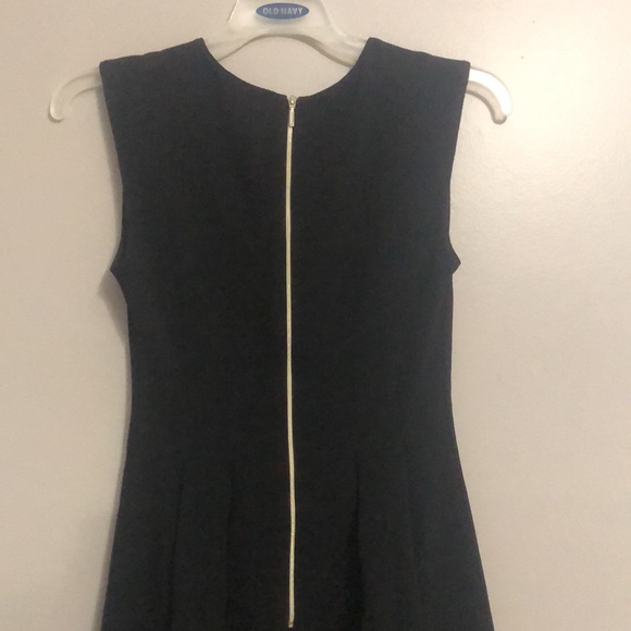 Black dynamite dress - Picture 4 of 5